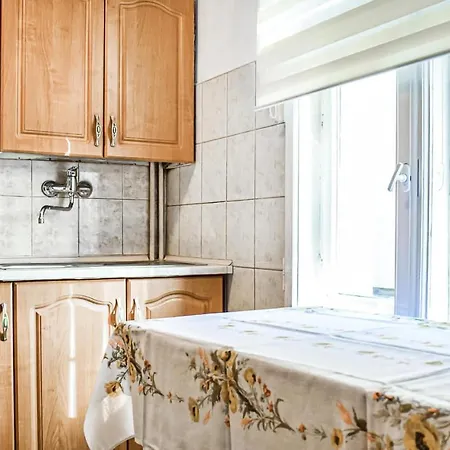 Feriehus 4 Bedroom Awesome In Kobylnica