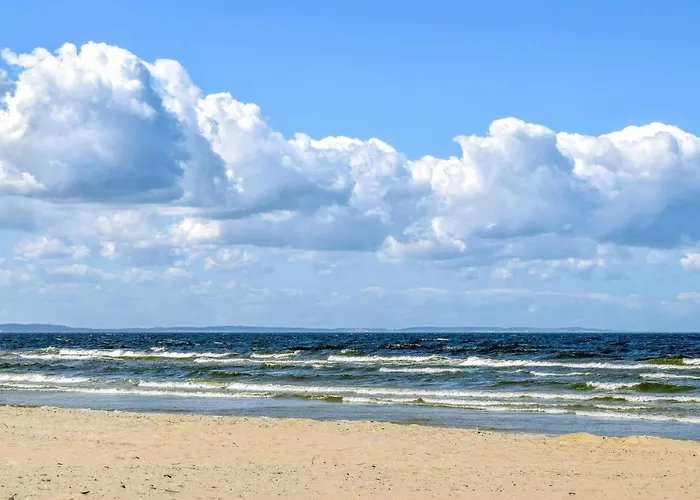 بيت للعطل 4 Bedroom Awesome In Kobylnica