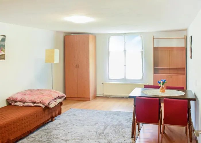 4 Bedroom Awesome In Kobylnica